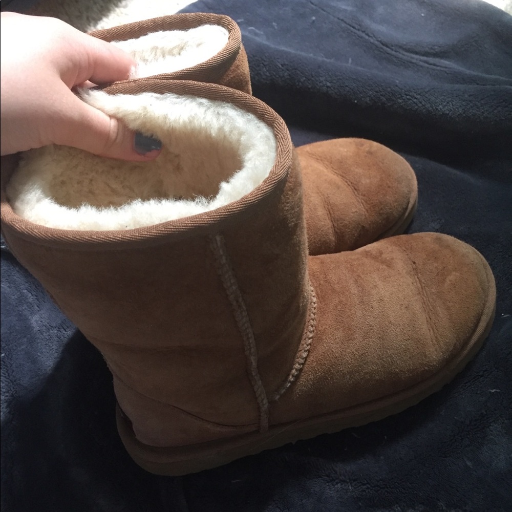 SALE!! AUTHENTIC UGGS! PERFECT FOR FALL!